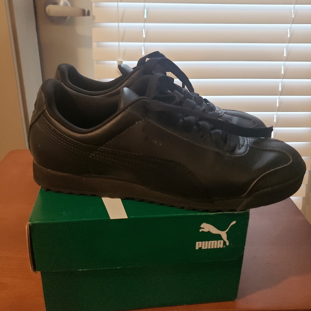 PUMA Roma Basic Sneakers - Picture 2 of 3